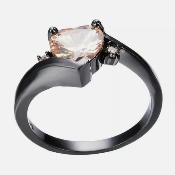 *Sale* New Heart Shaped Peach CZ Black Gold Ring. - Picture 2 of 3
